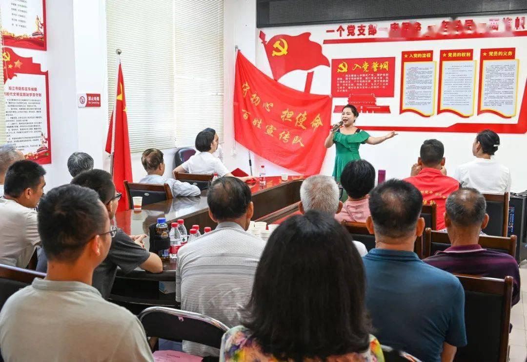有关对联的内容有哪些啊？游戏画面